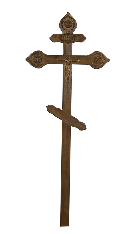 Крест сосновый КДС-18 «Фигурный» с распятием